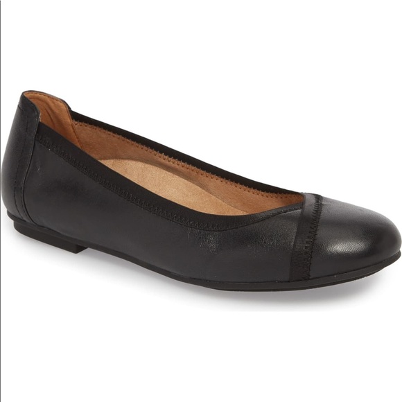 Vionic Shoes - Vionic Caroll Black Ballet Flat 7